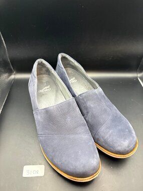 Dansko leather low wedge heel slip on shoes - EUC - Size EU39